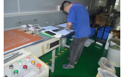 导热硅胶垫片定制：提升电子设备散热效率的关键选择